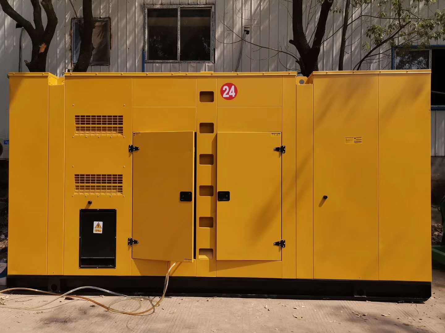 道里租赁发电机-国产柴油发电机油耗的奥秘